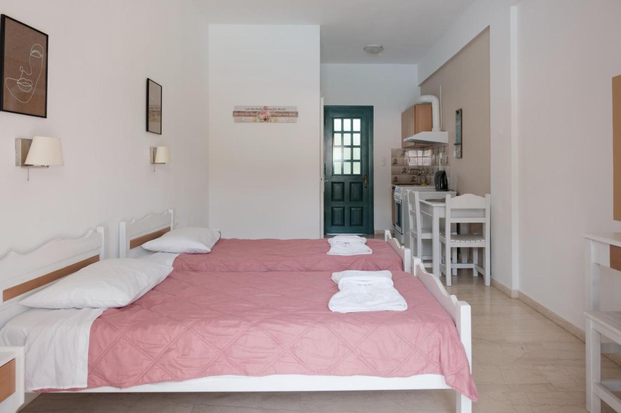 Katsaros Studios & Apartments Sidárion Exteriör bild