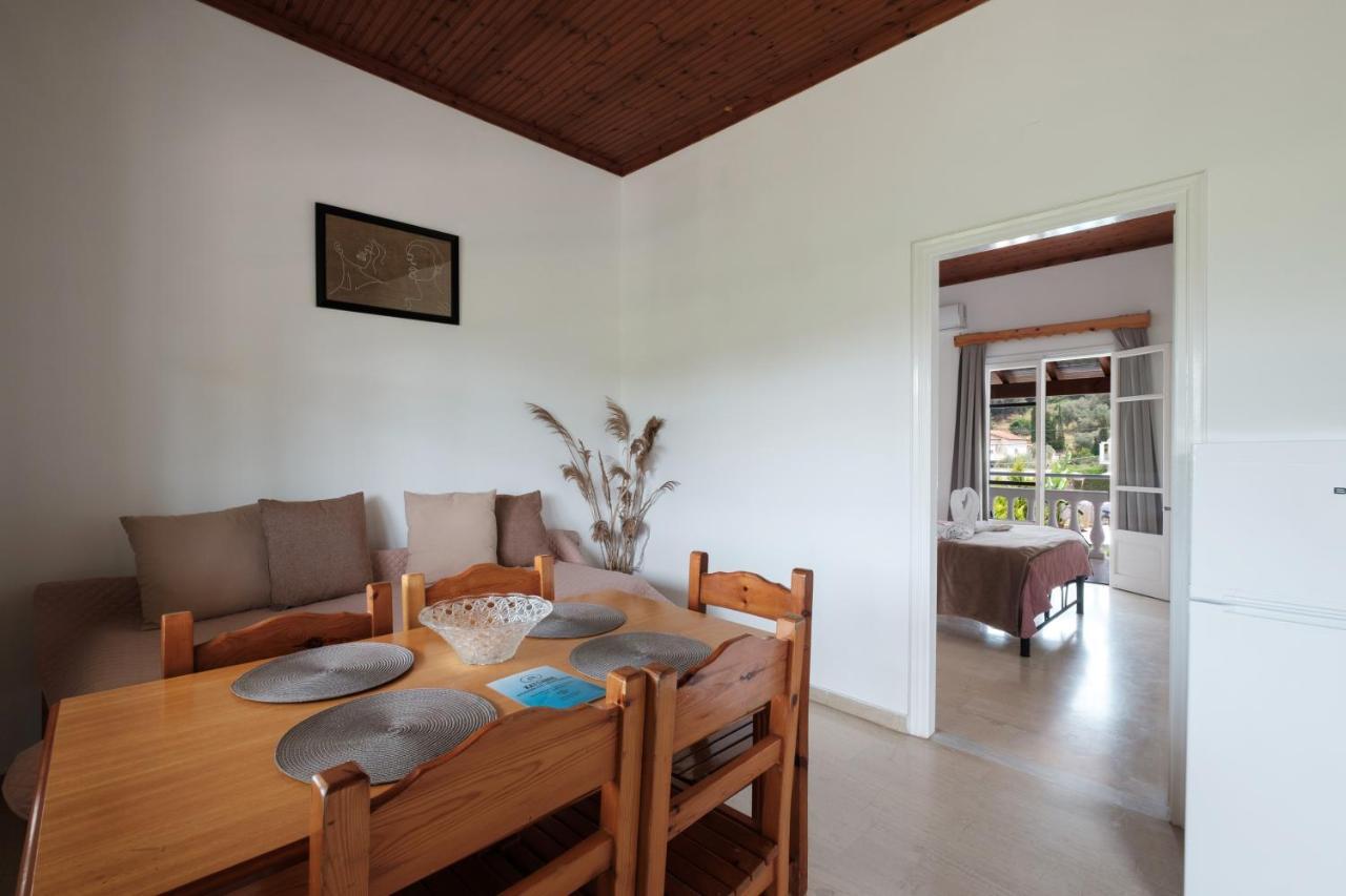 Katsaros Studios & Apartments Sidárion Exteriör bild