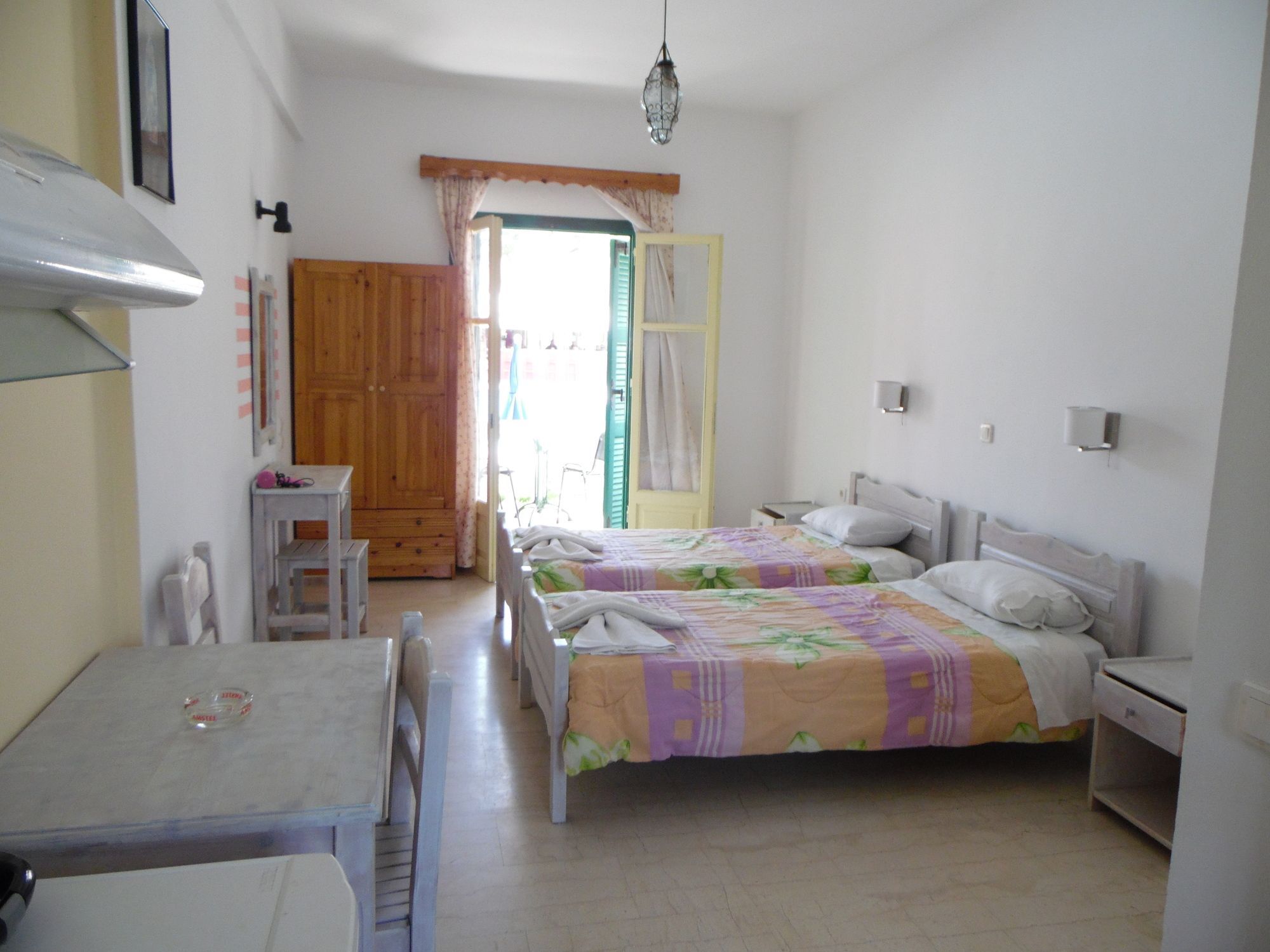 Katsaros Studios & Apartments Sidárion Exteriör bild