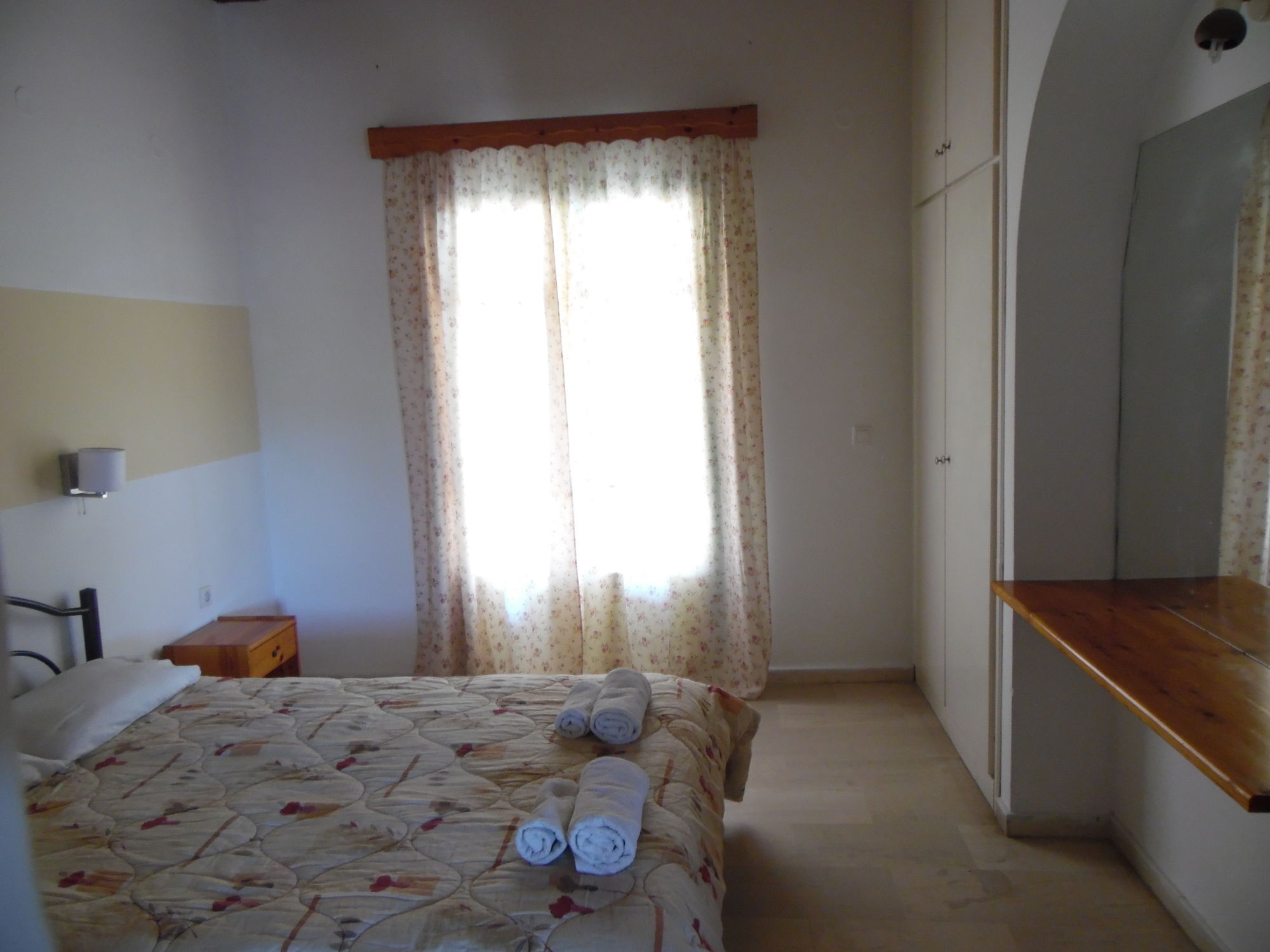 Katsaros Studios & Apartments Sidárion Exteriör bild